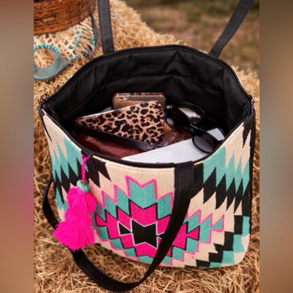 Aztec Pattern XL Tote Bag with Tassel Trim - Picture 3 of 5
